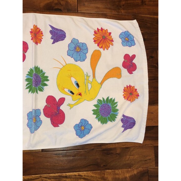 Vintage Tweety Bird Bath Beach Towel 2001 Warner Bros Tweetie - Picture 3 of 4